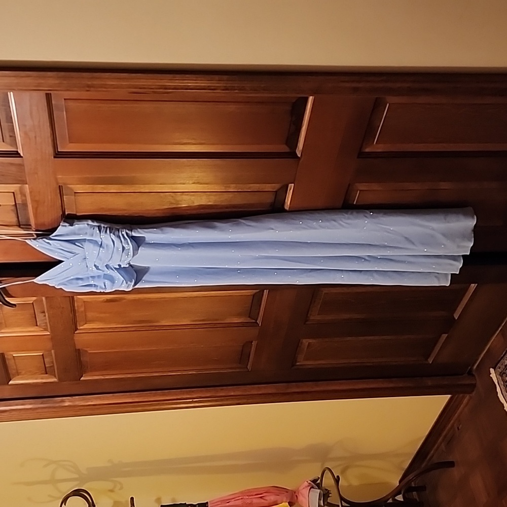 Beautiful Prom or evening gowsize 7/8
